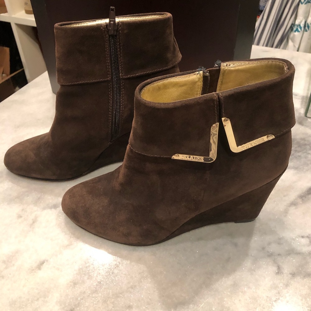 Elaine Turner wedge bootie